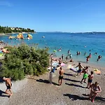 Apartman Nikki Kolovare Beach