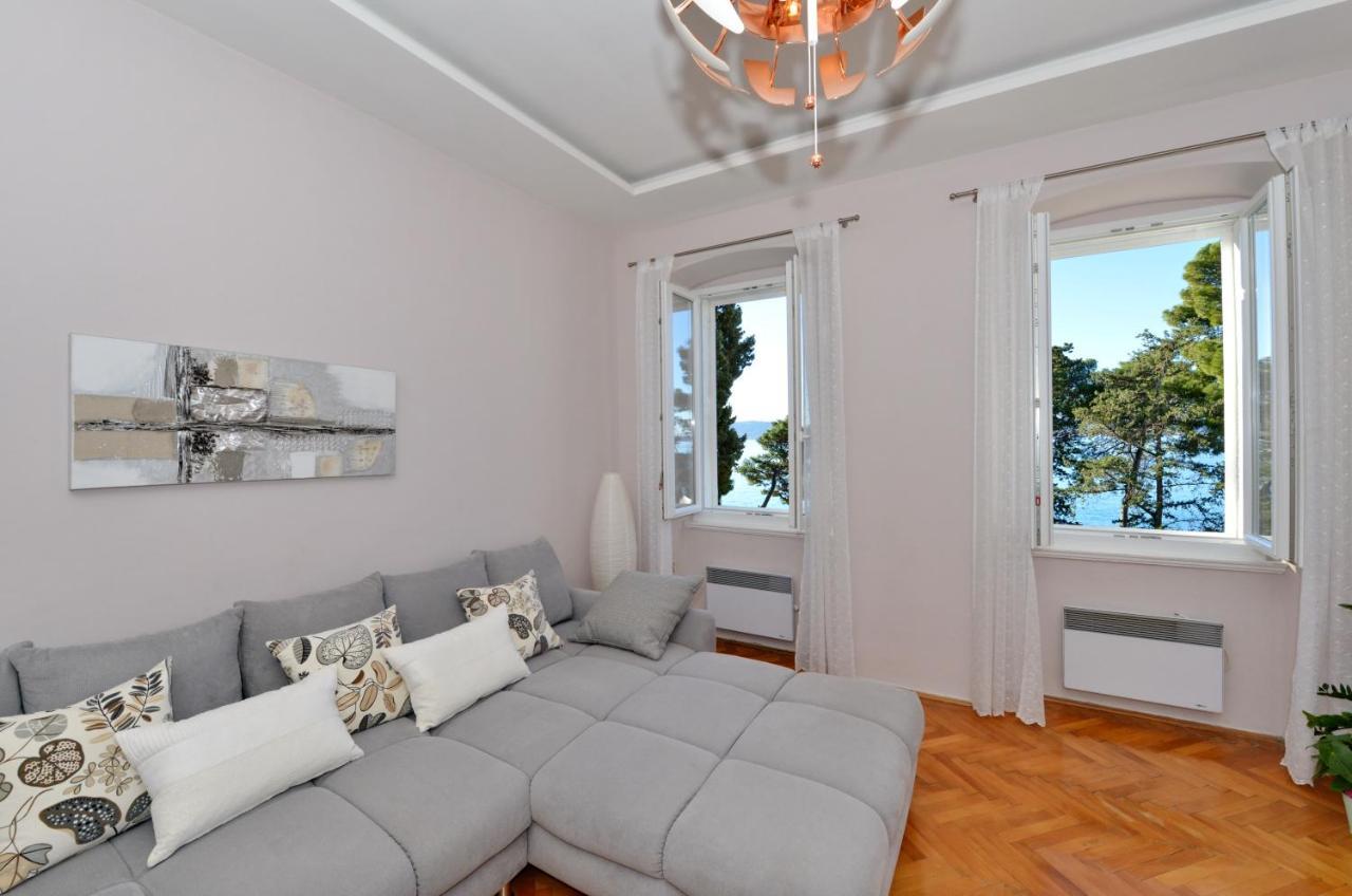 Appartement Nikki Kolovare *