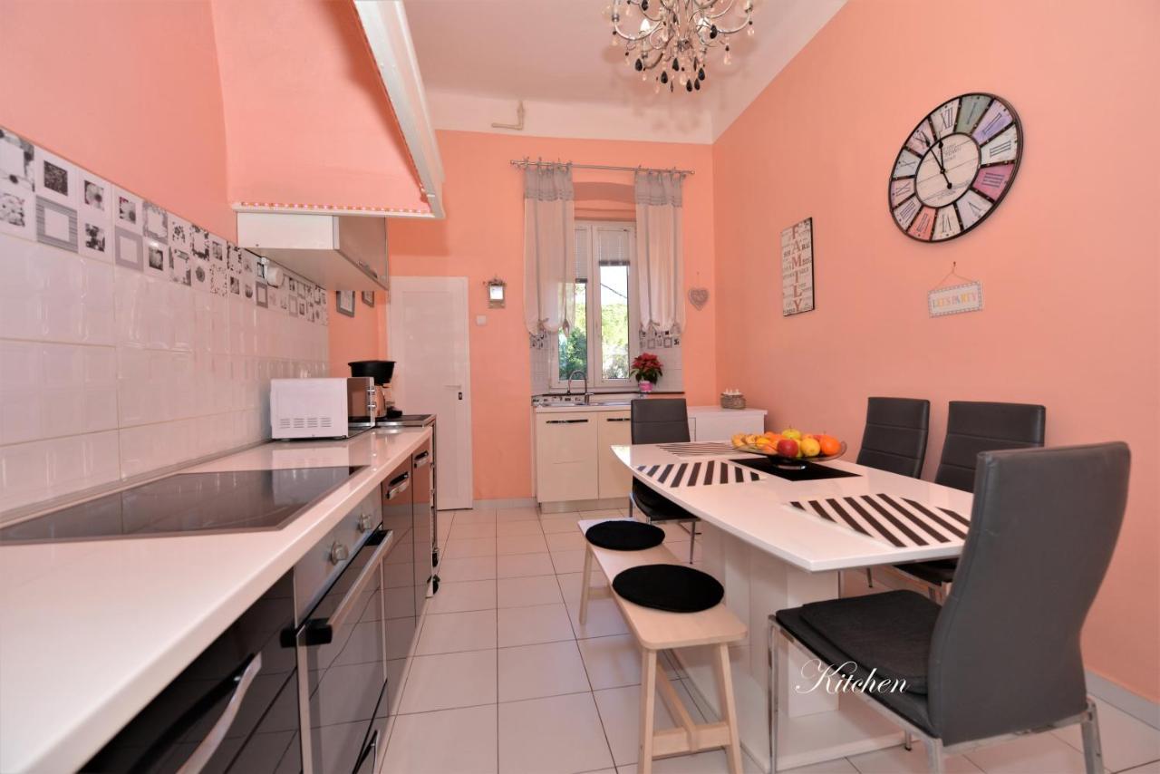 Nikki Kolovare Appartement *